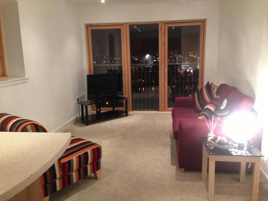 Suite 16 Glasgow Room photo